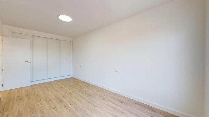 Image No.21-2 Bed Bungalow for sale