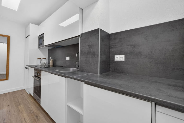 Image No.15-2 Bed Apartment for sale