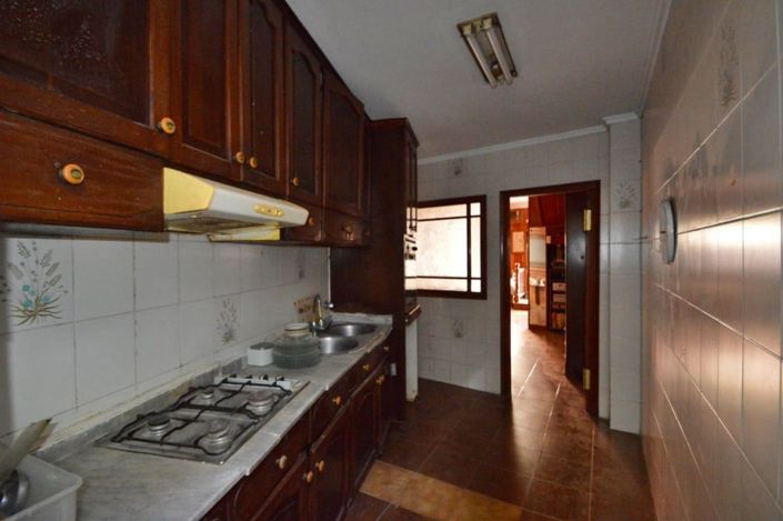 Image No.8-2 Bed House for sale