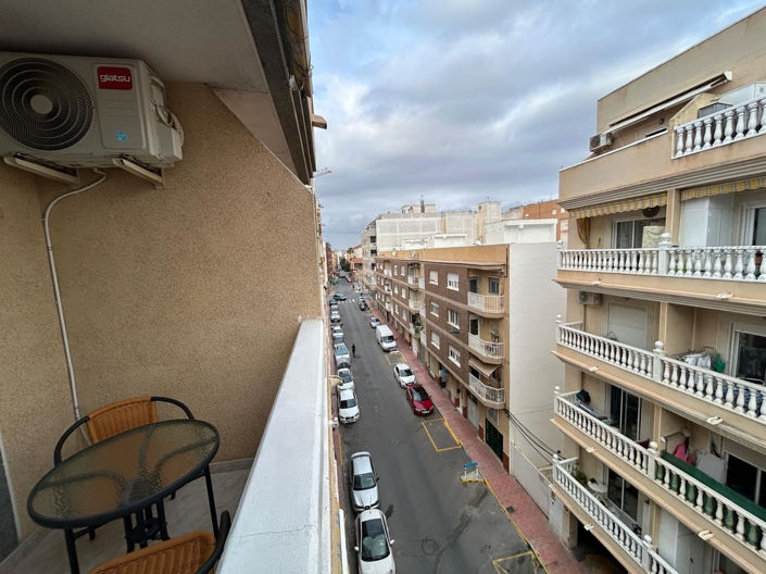 Image No.32-2 Bed Apartment for sale