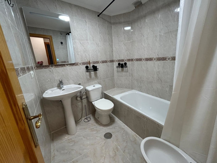 Image No.34-2 Bed Apartment for sale