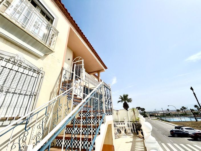 Image No.4-Appartement de 2 chambres à vendre à Orihuela Costa