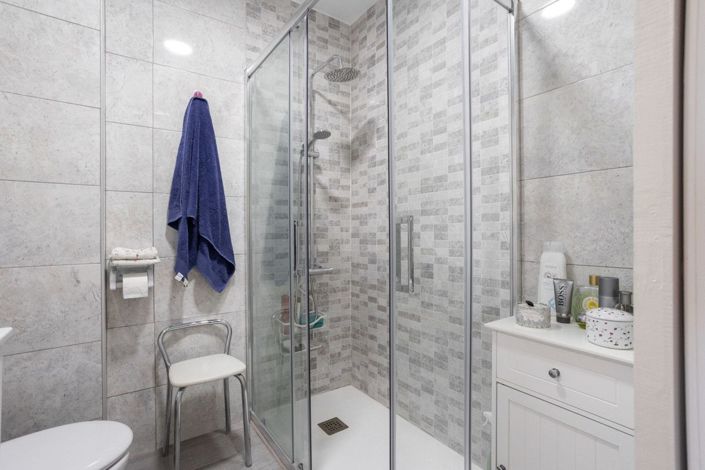 Image No.21-2 Bed House for sale