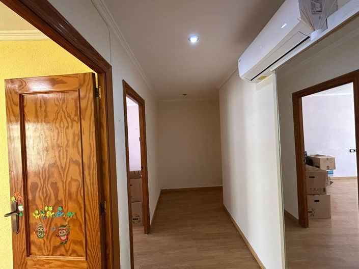 Image No.28-3 Bed Apartment for sale