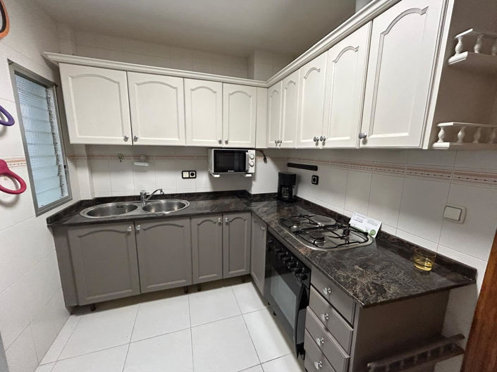 Image No.8-3 Bed Apartment for sale