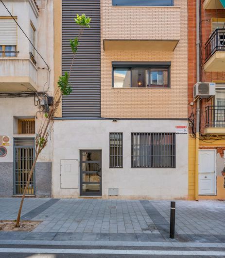 Image No.23-2 Bed Apartment for sale