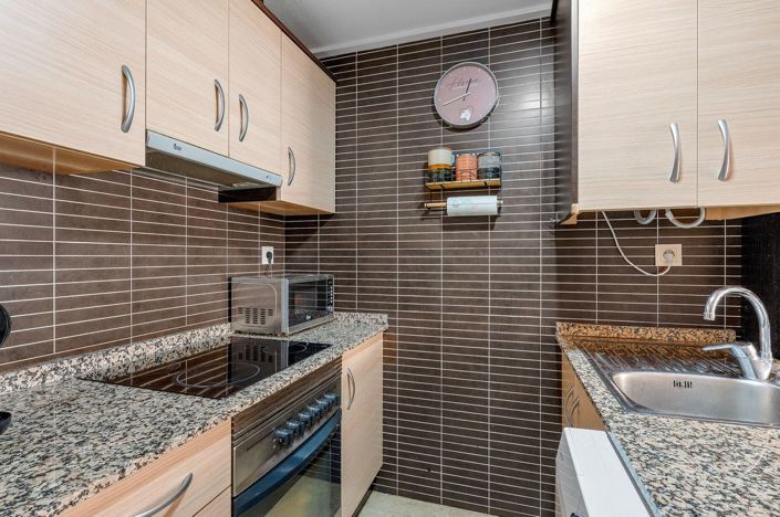 Image No.8-2 Bed Apartment for sale