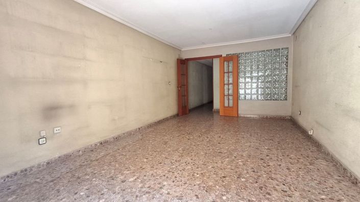 Image No.30-4 Bed Apartment for sale