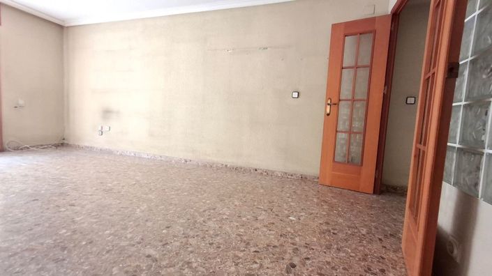 Image No.33-4 Bed Apartment for sale