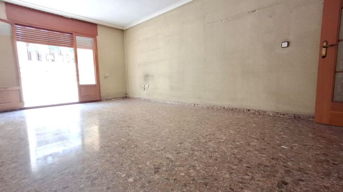 Image No.35-4 Bed Apartment for sale