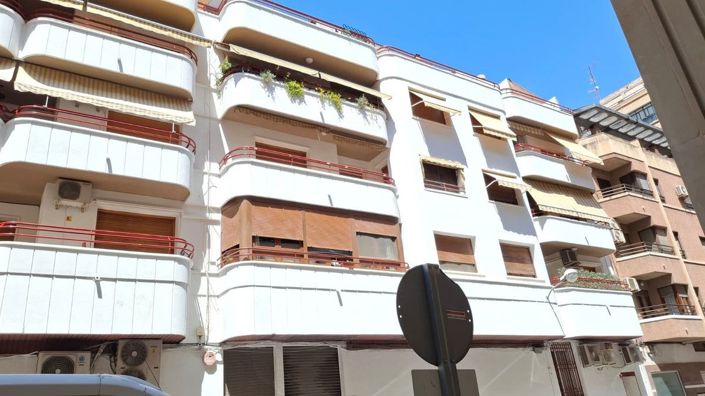 Image No.4-4 Bed Apartment for sale
