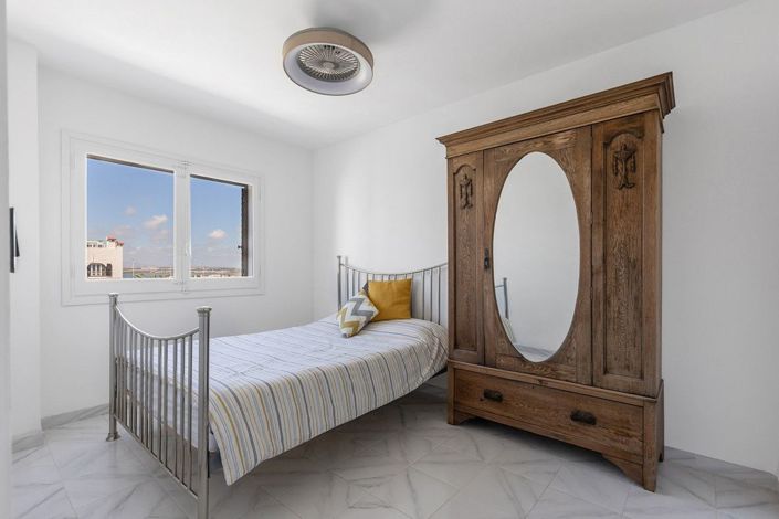 Image No.15-1 Bed Apartment for sale