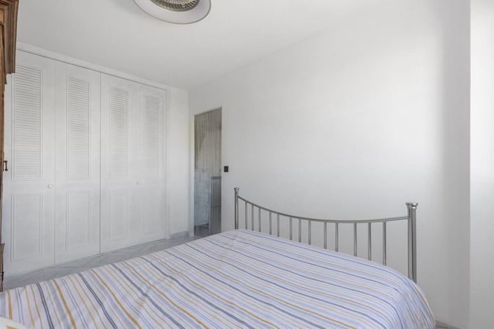 Image No.17-1 Bed Apartment for sale