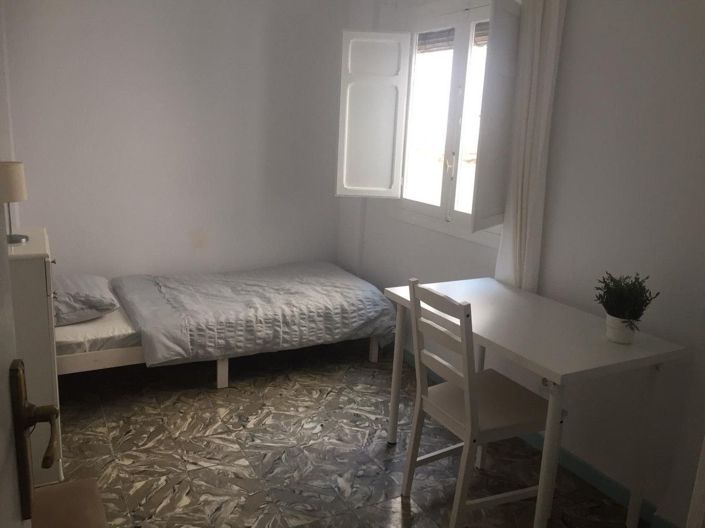 Image No.21-4 Bed Apartment for sale