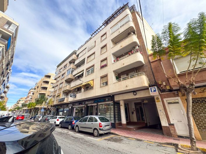 Image No.5-Appartement de 3 chambres à vendre à Torrevieja