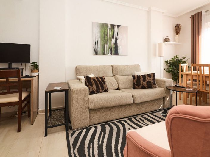 Image No.2-Appartement de 2 chambres à vendre à Torrevieja