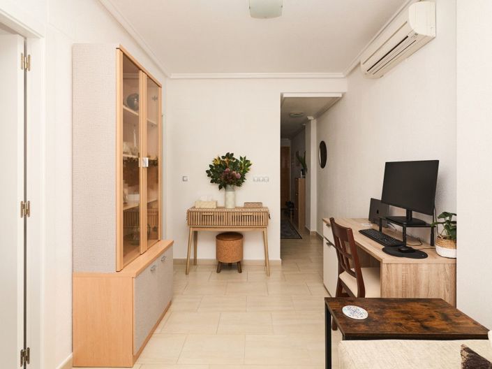 Image No.3-Appartement de 2 chambres à vendre à Torrevieja