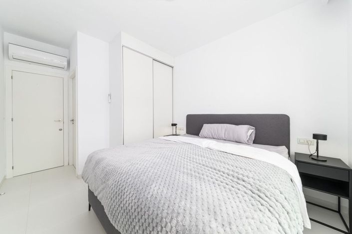 Image No.14-3 Bed Apartment for sale