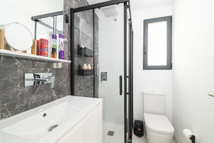 Image No.17-3 Bed Apartment for sale