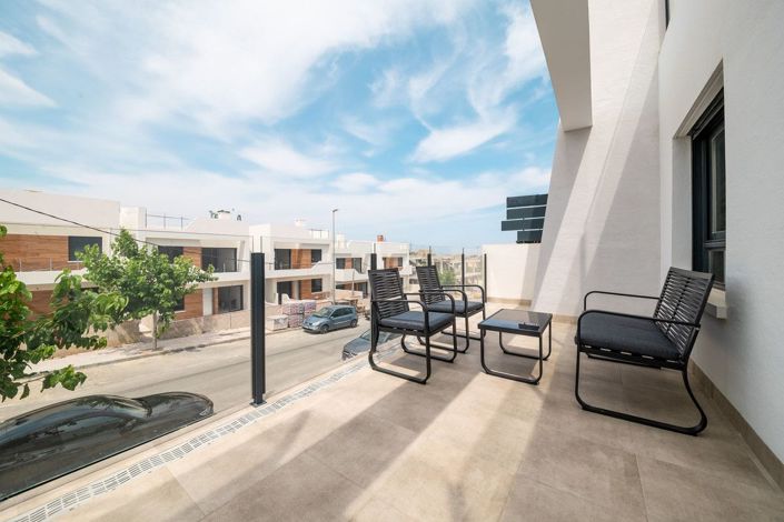Image No.4-3 Bed Apartment for sale