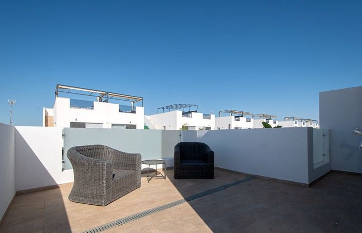 Image No.23-3 Bed House for sale