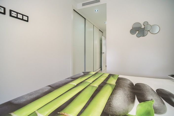 Image No.12-2 Bed Apartment for sale