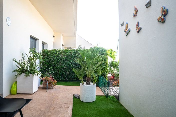 Image No.37-2 Bed Apartment for sale