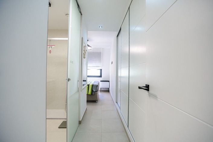 Image No.9-2 Bed Apartment for sale