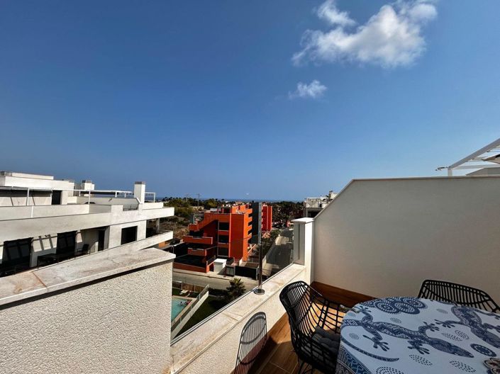Image No.10-3 Bed Apartment for sale