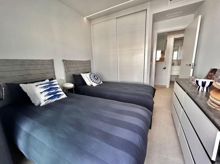 Image No.29-3 Bed Apartment for sale