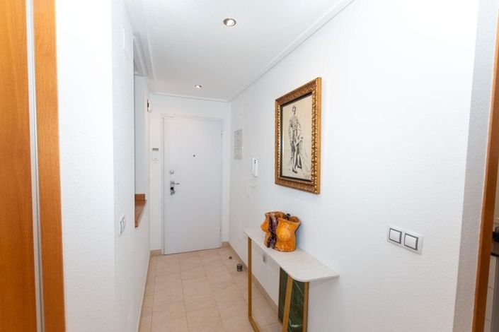 Image No.12-3 Bed Apartment for sale