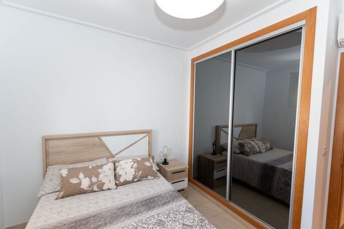 Image No.14-3 Bed Apartment for sale