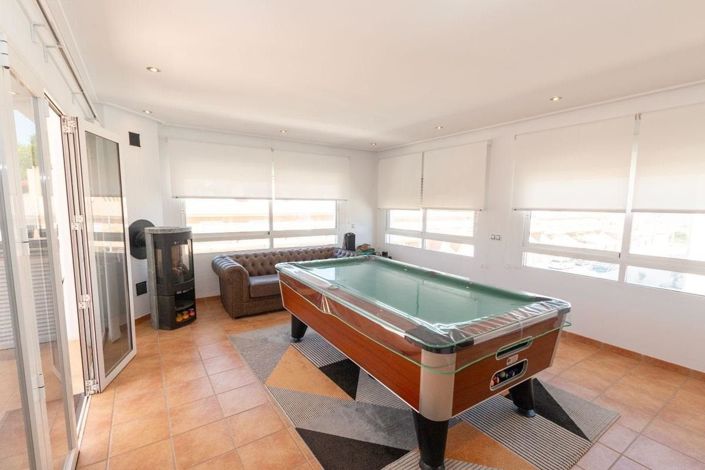 Image No.18-3 Bed Apartment for sale