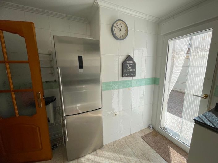 Image No.12-3 Bed House for sale
