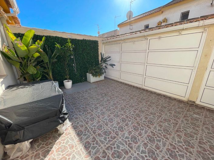 Image No.24-3 Bed House for sale