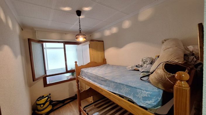 Image No.21-3 Bed Apartment for sale