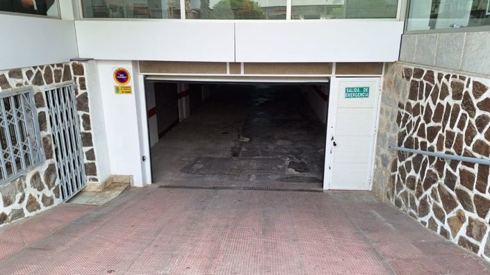 Image No.22-3 Bed Apartment for sale