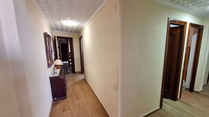 Image No.37-3 Bed Apartment for sale