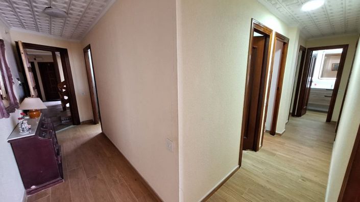 Image No.8-3 Bed Apartment for sale