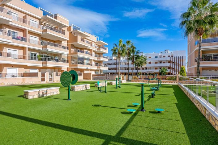 Image No.31-3 Bed Apartment for sale