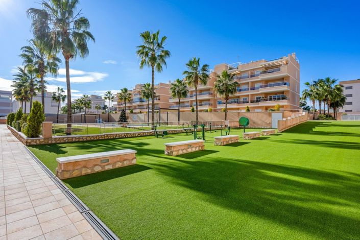 Image No.32-3 Bed Apartment for sale