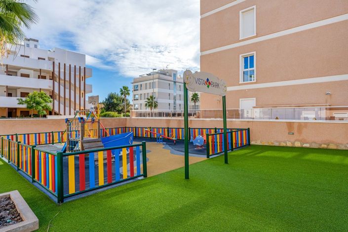 Image No.33-3 Bed Apartment for sale