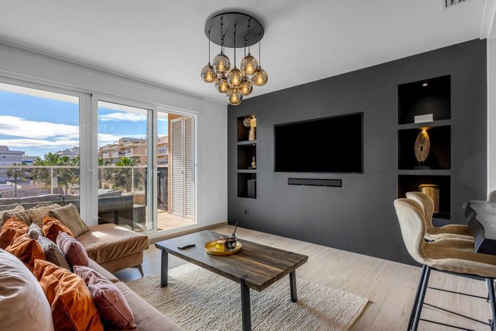 Image No.8-3 Bed Apartment for sale