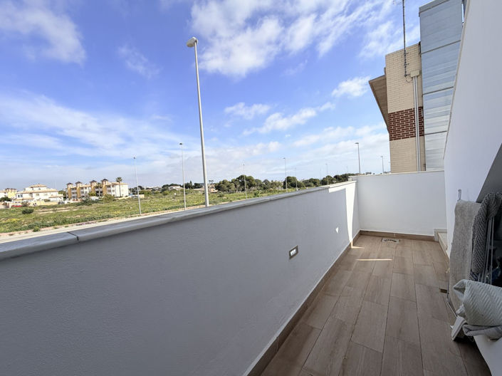 Image No.17-3 Bed Villa for sale