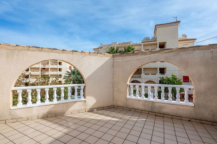 Image No.26-Villa de 4 chambres à vendre à Orihuela Costa