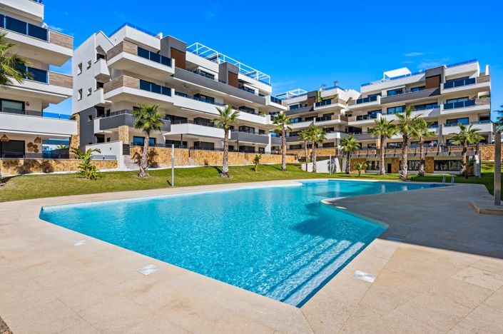 Image No.25-2 Bed Apartment for sale