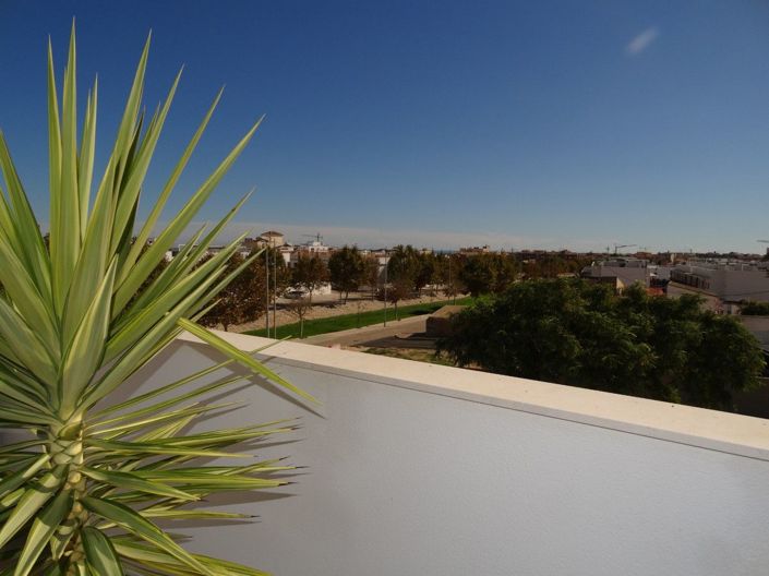 Image No.17-3 Bed Apartment for sale