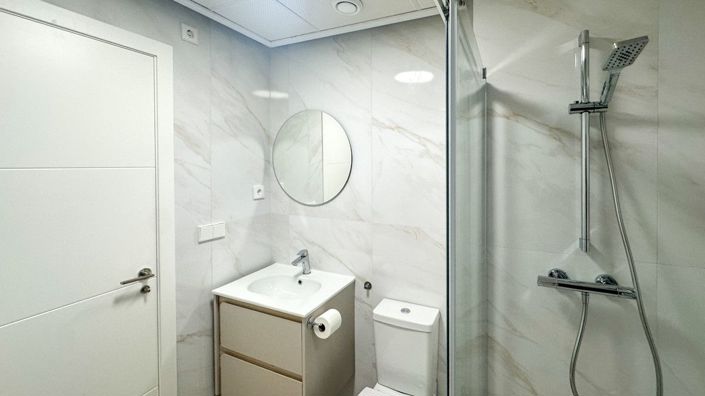Image No.28-2 Bed Apartment for sale