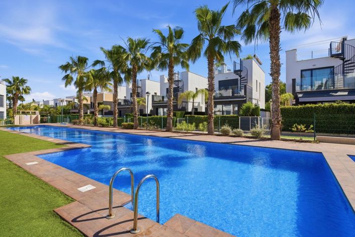Image No.11-3 Bed Villa for sale