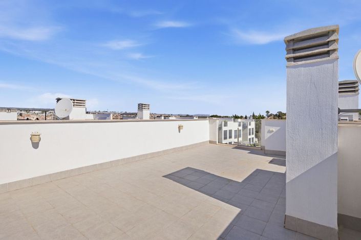 Image No.21-3 Bed Villa for sale